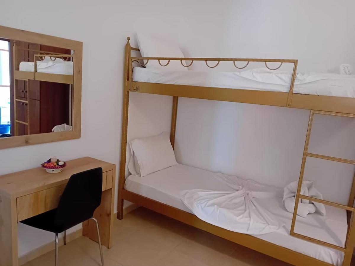 Artur Apartments Himarë Eksteriør billede